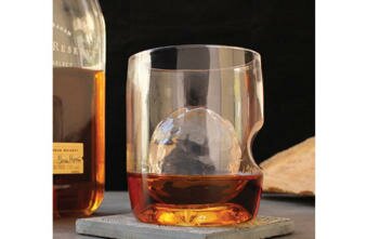 govino whiskey_glass